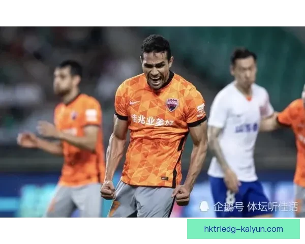 巴西队中场组织者助力球队冲击世界杯荣耀，表现亮眼值得关注